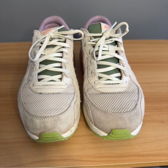 Nike Air Max Excee Light Orewood Brown Amethyst women’s sz 9 sneakers - Picture 2 of 6